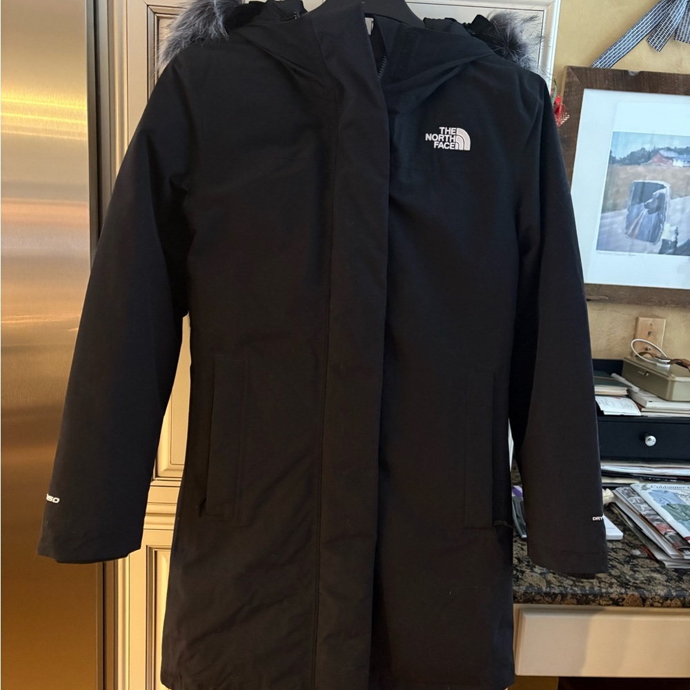 The North Face Black Artic Parka W Med